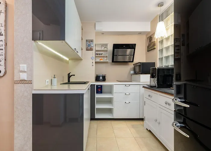Exceptional Apartment 550 M From The Beach By Noclegi Renters